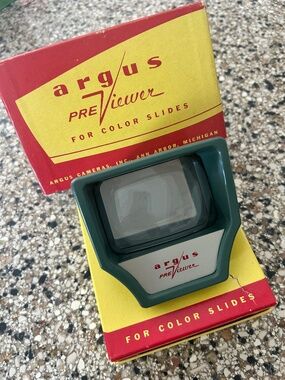 Vintage Argus PreViewer for Color Slides - Model 660